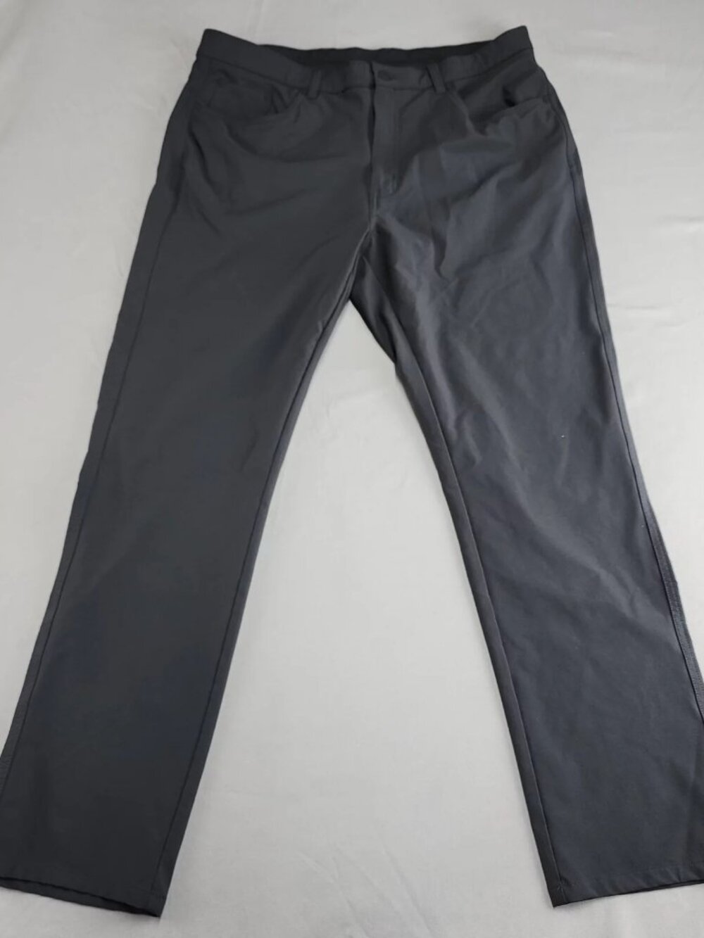 Greg Norman Men's 36x31 Straight Leg Performance Golf Pants Gray Stretch